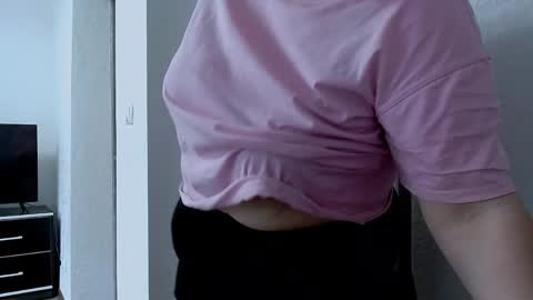 Ellie online show from April 2026 07:31:01 AM