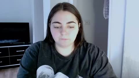 Snapshot of ellies_8 chatting on May 2026 09:17:02 AM Ellie online show from May 2026 09:17:02 AM