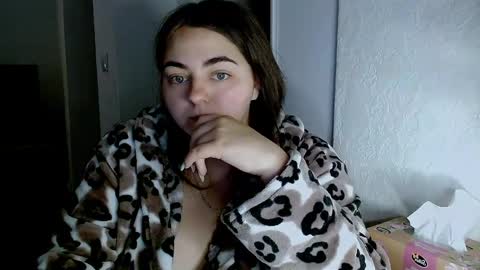 Snapshot of ellies_8 chatting on May 2026 03:02:01 AM Ellie online show from May 2026 03:02:01 AM