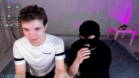 elliot_winki online show from May 2026 07:00:02 PM