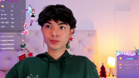 Elliot online show from December 2024 07:03:02 PM