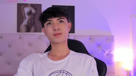 Elliot online show from February 2025 04:46:01 PM
