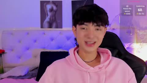 Elliot online show from February 2025 01:55:02 PM