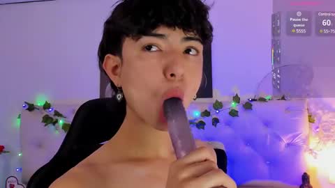 Elliot online show from February 2025 01:35:02 PM