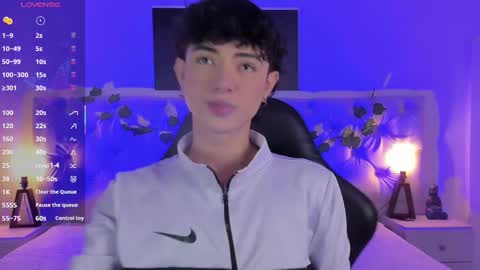 Elliot online show from September 2025 02:50:02 PM