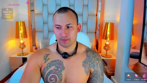 E L L I O T    V E L E Z online show from October 2025 08:22:01 PM