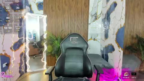 ellis_tay online show from April 2026 07:40:02 PM