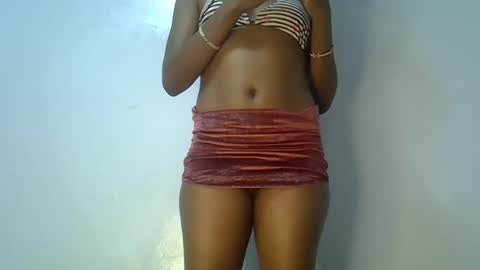 elllanna online show from March 2025 10:28:02 PM