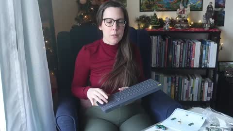 Snapshot of ellynaomi chatting on December 2024 04:16:02 PM Elly Naomi online show from December 2024 04:16:02 PM