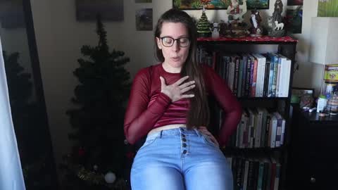 Snapshot of ellynaomi chatting on January 2025 07:23:02 PM Elly Naomi online show from January 2025 07:23:02 PM