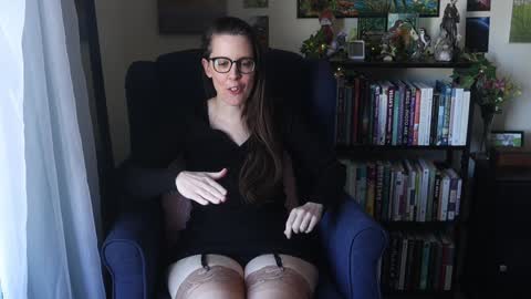 Snapshot of ellynaomi chatting on January 2025 07:15:01 PM Elly Naomi online show from January 2025 07:15:01 PM