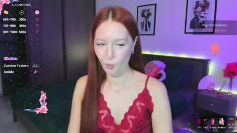 EllyPeach online show from October 2025 12:22:02 PM