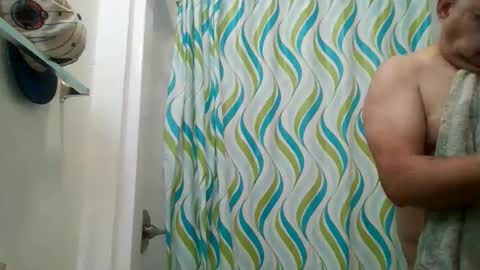 elmario24 online show from February 2026 10:58:01 AM