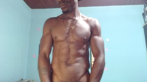 elmiltonnjakee online show from April 2026 08:09:02 PM