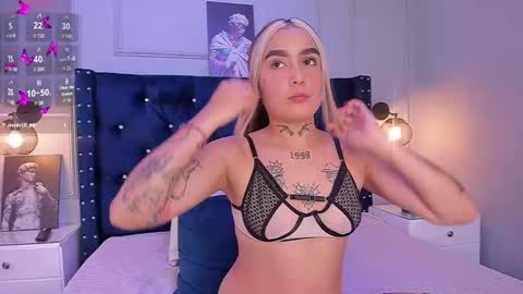 Snapshot of elodie_walker chatting on January 2025 02:26:01 PM Elodie online show from January 2025 02:26:01 PM