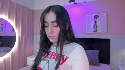 Elodie  online show from June 2026 12:11:01 PM