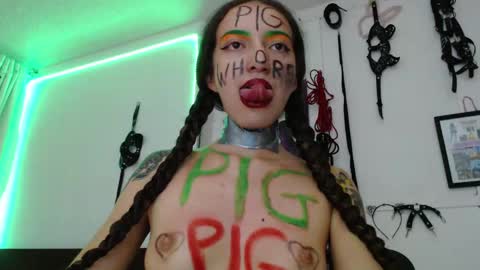 Snapshot of eloise_brown_ chatting on January 2025 12:24:01 AM Chelsea Please help me to reach 100 thumbs up online show from January 2025 12:24:01 AM