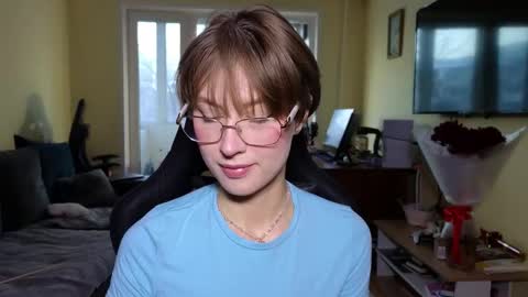 elsaangel online show from February 2026 10:47:01 AM