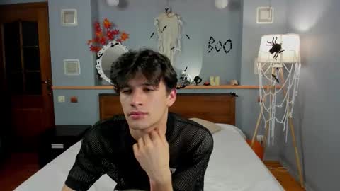 Snapshot of elvano_et chatting on October 2025 08:15:02 PM Elvano online show from October 2025 08:15:02 PM