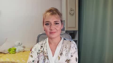 Elvira online show from December 2024 11:23:02 AM