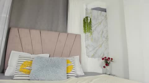 Ely online show from March 2026 01:32:01 AM