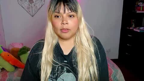 Ely online show from October 2025 10:44:01 PM