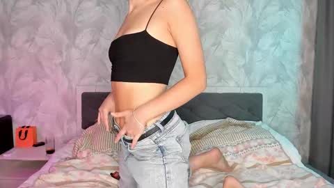 Snapshot of elysia_xo chatting on September 2025 09:25:02 PM Elysia online show from September 2025 09:25:02 PM