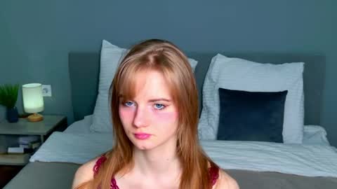 Snapshot of elza_hofffman chatting on May 2026 07:08:01 PM Chloyka online show from May 2026 07:08:01 PM