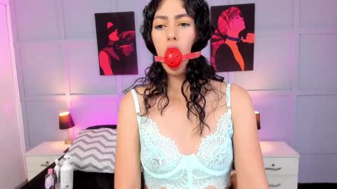 Snapshot of elzabeth_santos chatting on December 2024 07:11:02 AM Elizabeth online show from December 2024 07:11:02 AM