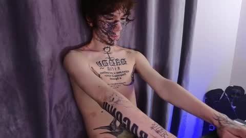 em0_h0rny online show from June 2026 10:04:01 PM