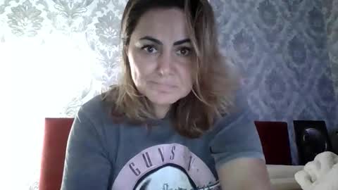 Snapshot of em_roqueen chatting on February 2026 10:30:02 PM Em online show from February 2026 10:30:02 PM