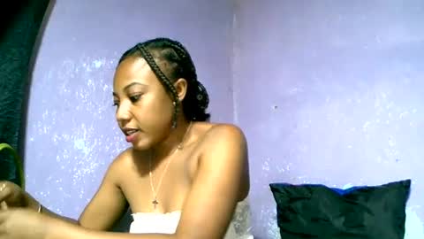 ema900845 online show from February 2025 09:43:02 AM