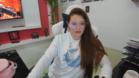 Estefany Martinez Acua INSTAGRAM ema 04oficial online show from January 2025 12:17:01 AM