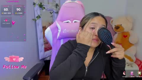 Snapshot of ema_tayy chatting on March 2025 10:40:02 AM Ema online show from March 2025 10:40:02 AM