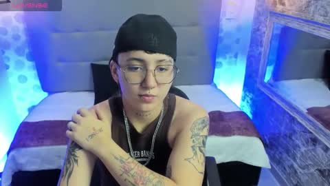 emahills__axelrose online show from September 2025 02:38:02 AM