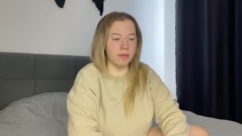 Snapshot of ember_bunny chatting on February 2025 08:16:01 AM alice online show from February 2025 08:16:01 AM