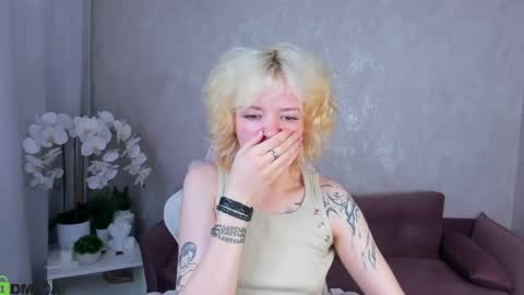 Snapshot of ember_winchester chatting on June 2026 01:28:02 AM Ember online show from June 2026 01:28:02 AM
