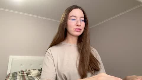 Snapshot of emberfamn chatting on July 2026 10:02:02 AM Alina online show from July 2026 10:02:02 AM