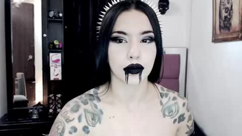 Snapshot of emearld_black chatting on February 2025 04:09:02 AM Emerald Black online show from February 2025 04:09:02 AM