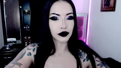 Emerald Black online show from January 2026 06:49:01 AM