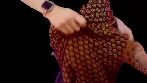 Emelia Lavoie online show from April 2026 09:28:02 PM