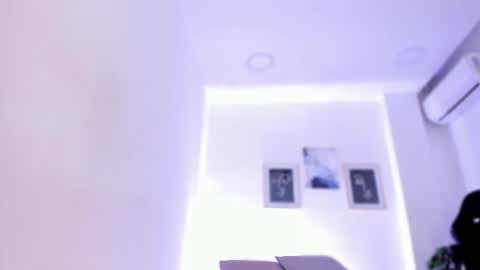 emelie_89 online show from September 2025 12:27:02 PM