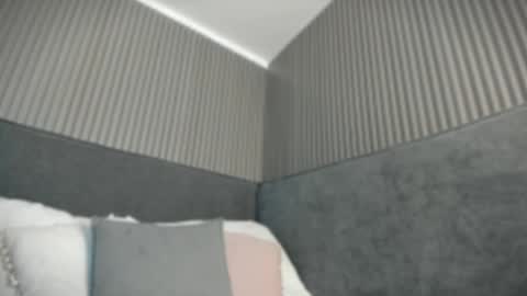 emelie_89 online show from May 2026 11:31:02 AM