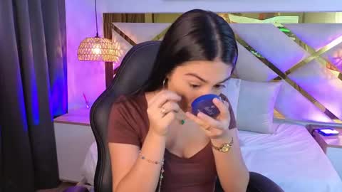 Emily  online show from June 2026 06:07:01 AM
