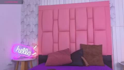 Snapshot of emelysweett chatting on June 2026 11:14:01 AM emely online show from June 2026 11:14:01 AM