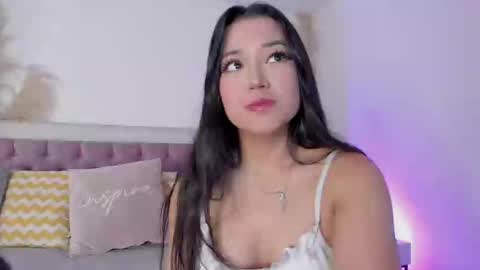 Snapshot of emelyy_carter chatting on February 2025 07:38:02 PM Emy online show from February 2025 07:38:02 PM