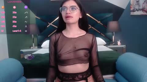 Danna online show from February 2025 12:05:02 PM