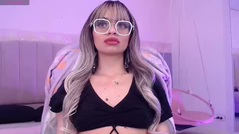 Danna online show from September 2025 12:36:02 AM