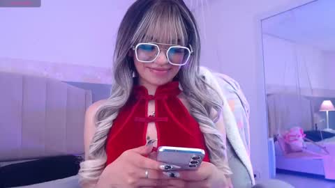 Danna online show from September 2025 09:20:02 PM