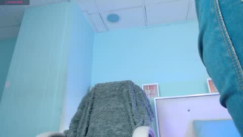 Danna online show from April 2026 12:08:01 AM